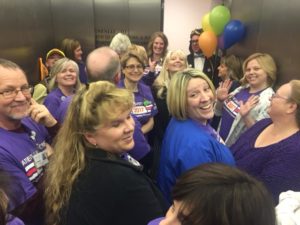 leaderswalk-on-the-elevator
